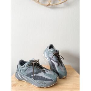 Adidas Yeezy Boost 700 Teal FW2499 Mens Size 9